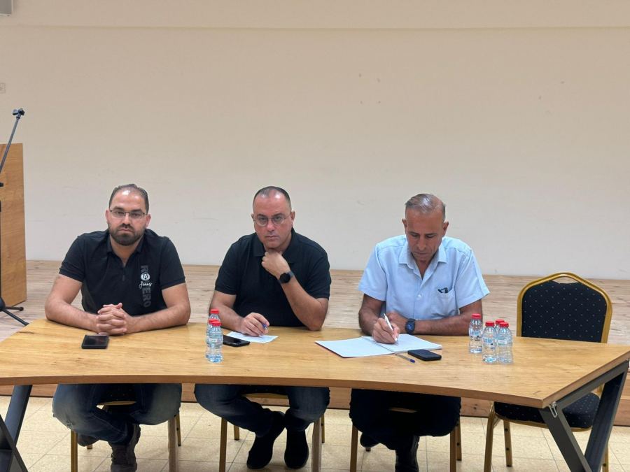 لجنة المتابعة واللجان الشعبية تدعو لإنجاح الإضراب العام في الأول من أكتوبر